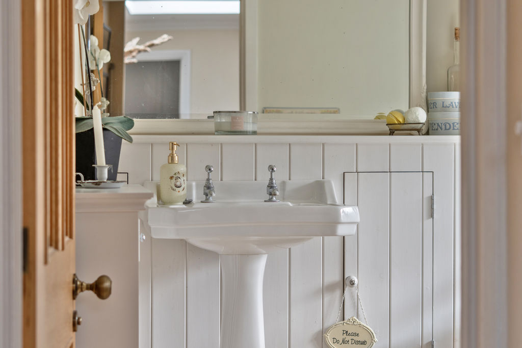 Cumberford Hill Bloxham